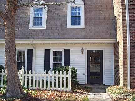 1st image of 5011 D Lawndale Dr
