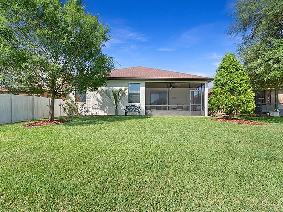 4th image of 104 Campanello Ct