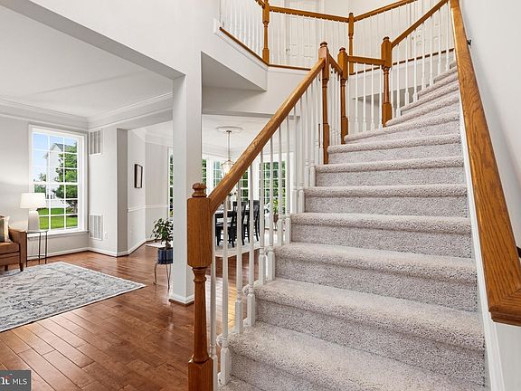 4th image of 42115 Pepperbush Pl