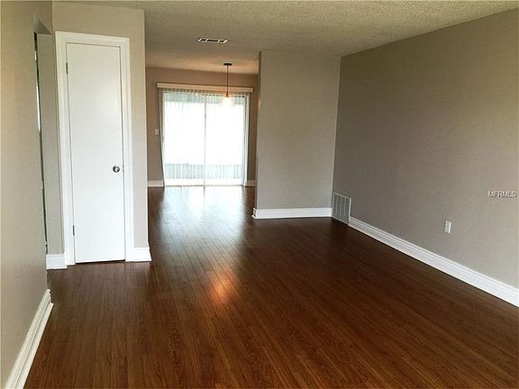 3rd image of 10008 Daffodil St #186