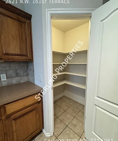 2421 NW 161st St — Photo 8