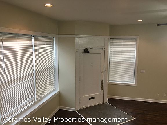 3rd image of 7200-7202 Virginia Ave