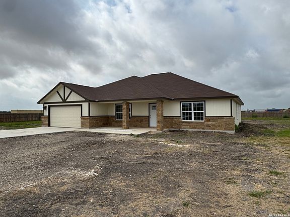 2nd image of 472 County Rd. 679