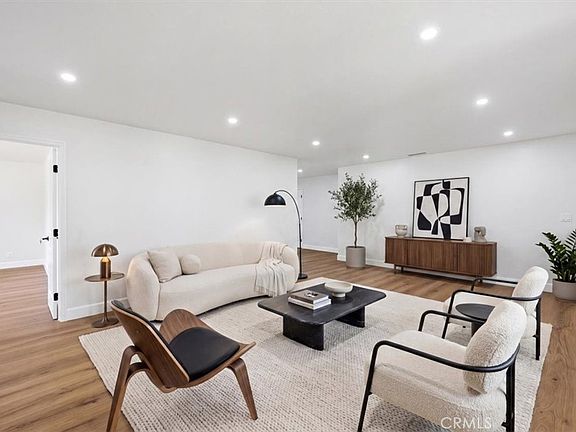 3rd image of 16430 Everetts Way