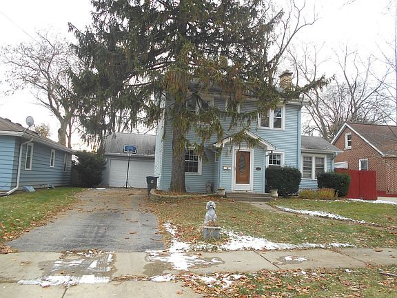 2nd image of 2213 Waverly Pl