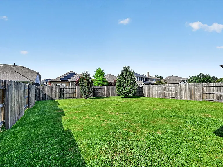 1049 Clove Hitch Rd — Photo 34