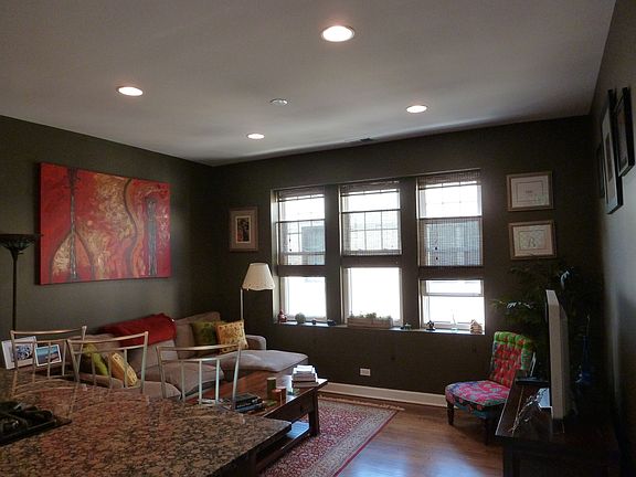 2nd image of 5621 N Wayne Ave APT E3