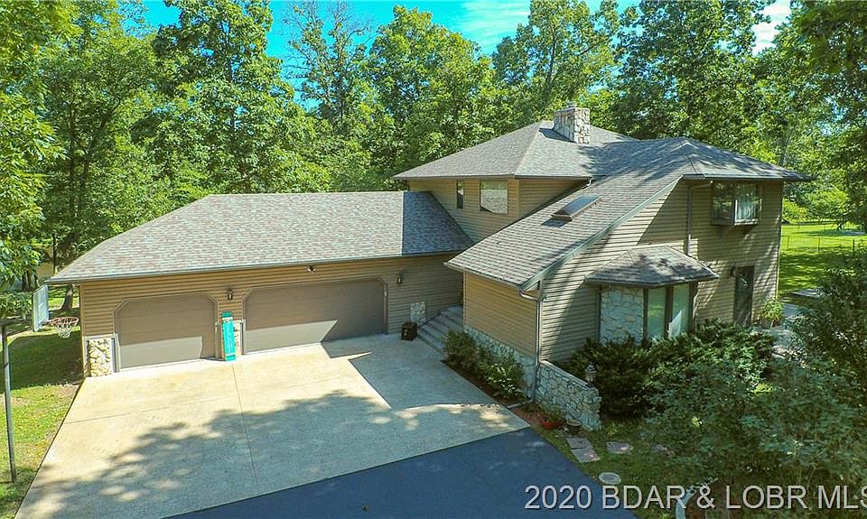 1st image of 29 Vienna Woods Dr