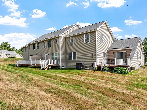2nd image of 218 Kearsage Drive #B