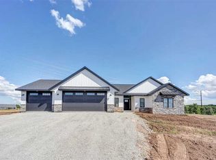 N4406 Panoramic Ave, Freedom, WI 54913
