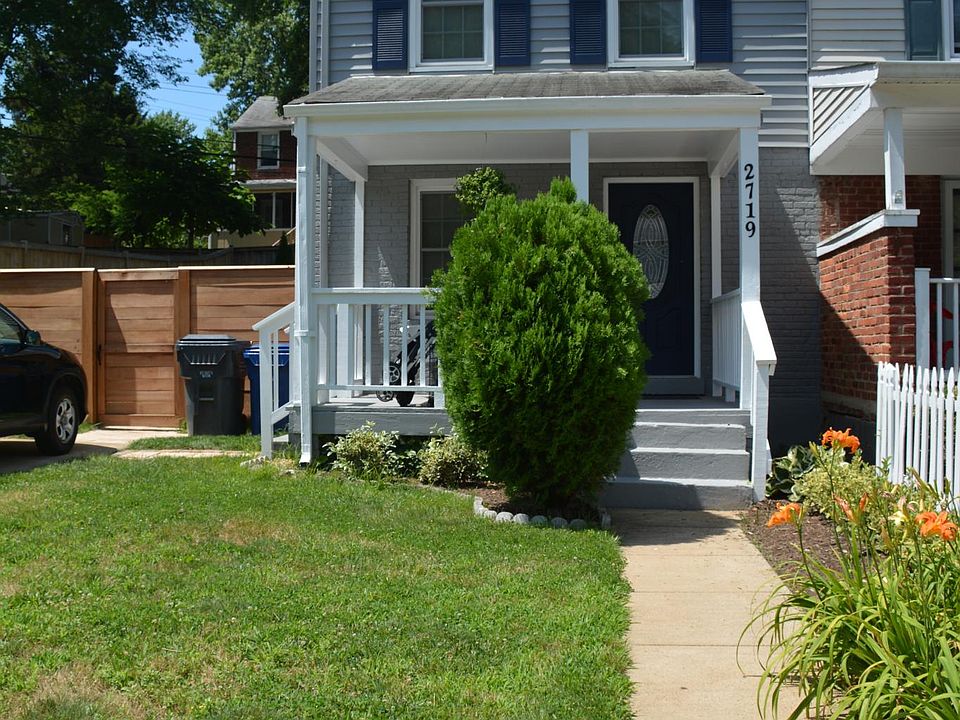 1st image of 2719 Farnsworth Dr