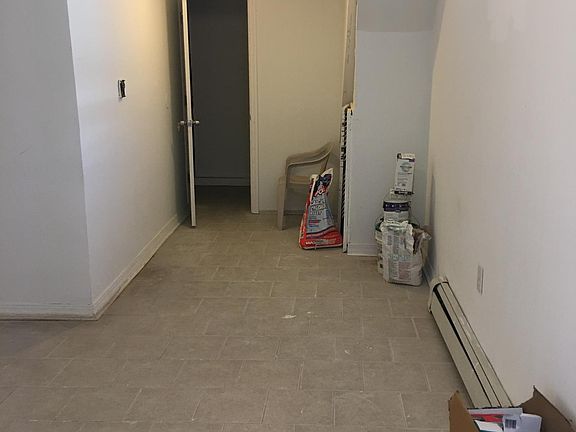 4th image of 106-20 155th St #Basement