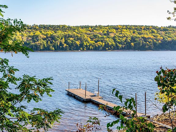 5th image of 4350 River Rd S