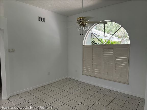 5th image of 2724 Cheyenne Rd