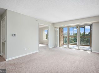 19385 Cypress Ridge Ter UNIT 719, Leesburg, VA