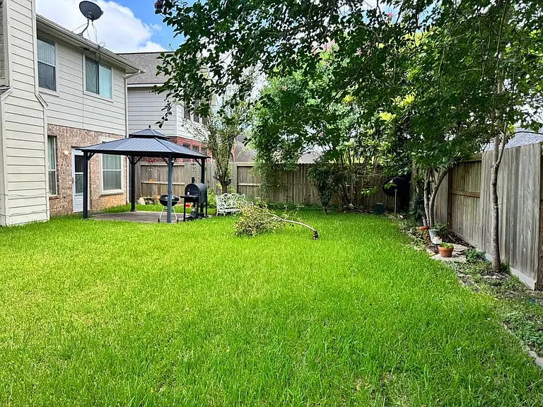 3706 Heritage Colony Dr — Photo 24