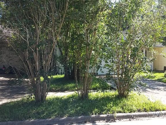 3rd image of 14515 Briton Cove Dr