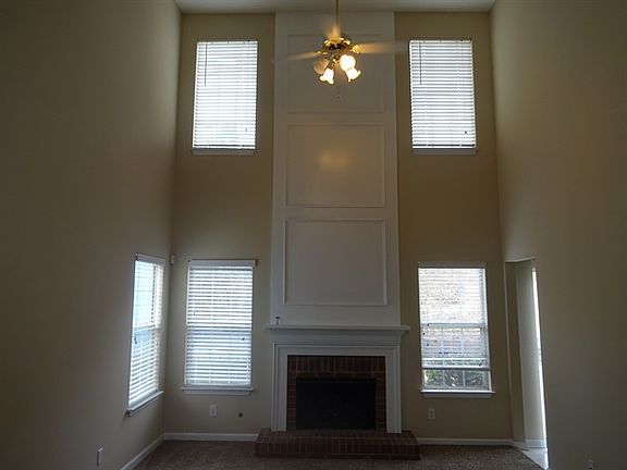 4th image of 5225 Arrowind Road
