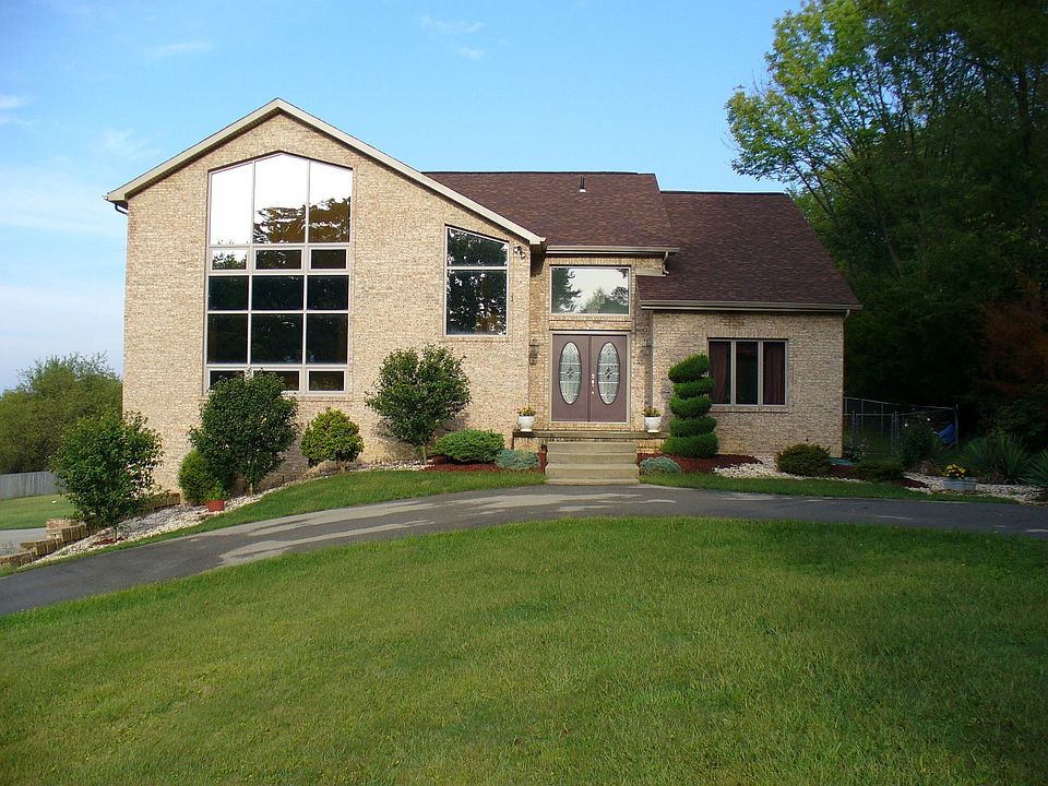 Brick construction w/beautiful windows