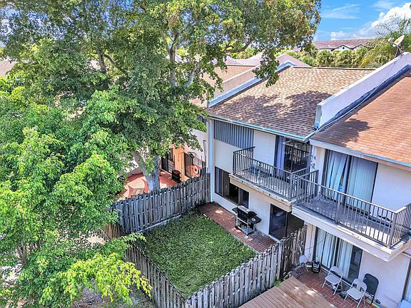 2nd image of 4281 NW 76th Avenue #4281