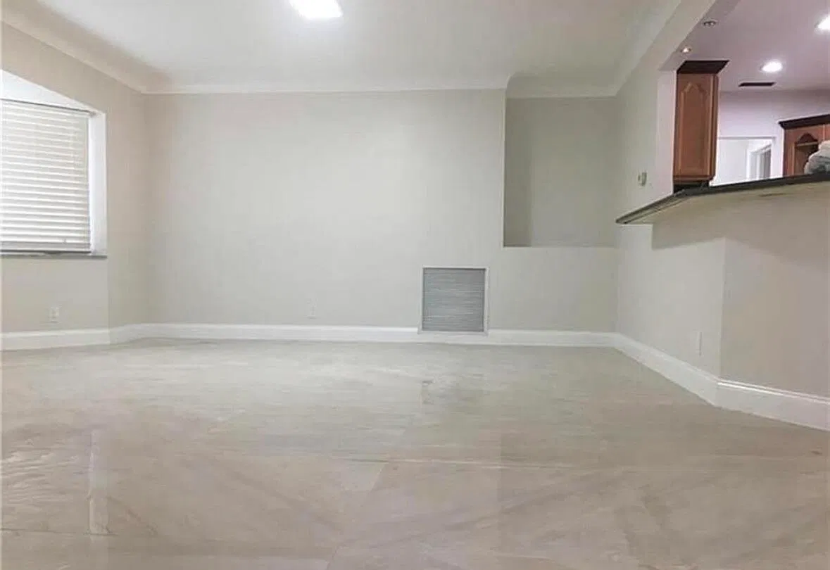 3 bed, 2.0 bath, 1576 sqft, $3,900 — Photo 4