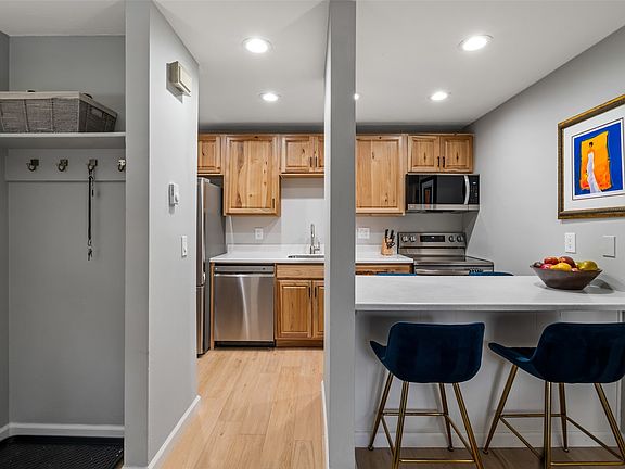 4th image of 1395 Sparta Plaza UNIT 2