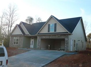 827 Culverhouse Rd, Boiling Springs, SC 29316