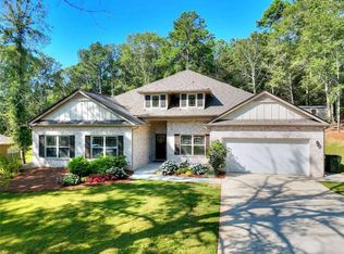 201 Bridge Gate Dr, Loganville, GA 30052