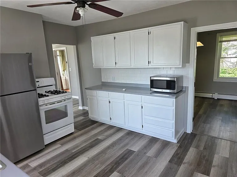 216 Maplewood Ave — Photo 11