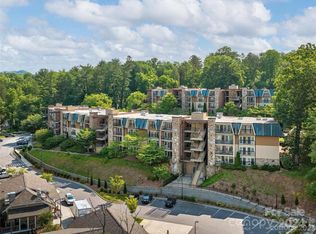 403 Bowling Park Rd #403, Asheville, NC 28803