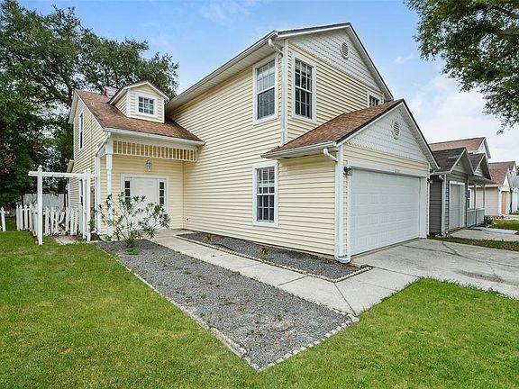 3rd image of 6730 BRITTANY CHASE COURT