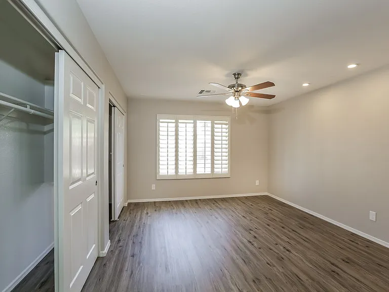 10898 W Alvarado Rd — Photo 11