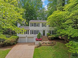 3220 Brookings Ct, Fairfax, VA 22031