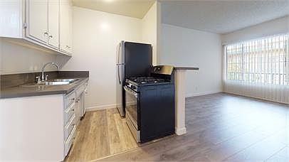 4th image of 12456 Culver Blvd APT 12