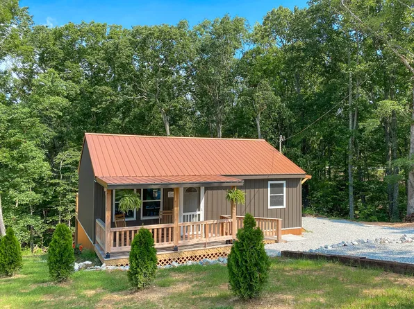 981 Marina Ridge Rd, Holladay, TN 38341