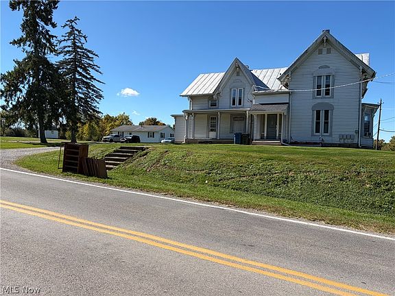 2nd image of 1 Pitts Rd