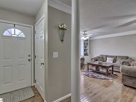 4th image of 118 Meadow Hill Way