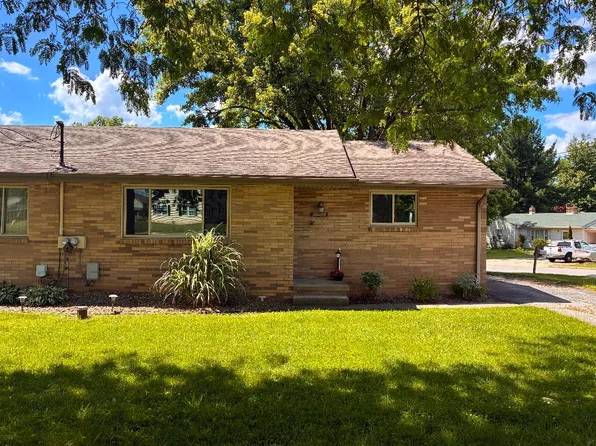 10580 Struthers Rd #1, New Middletown, OH 44442