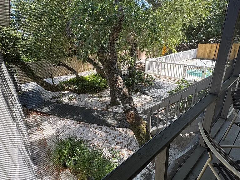 753 Tropical Cir — Photo 6