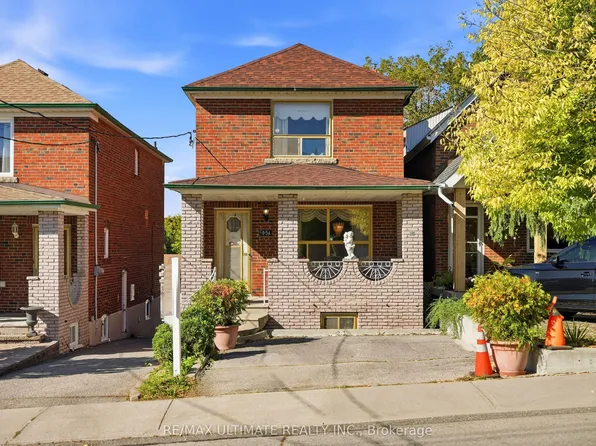 500 Northcliffe Blvd #A, Toronto, ON M6E 3L5