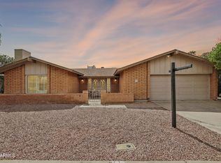 1261 W Kilarea Ave, Mesa, AZ 85202