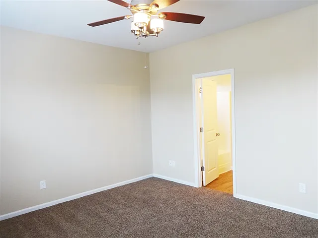 578 English Oak Cir — Photo 10