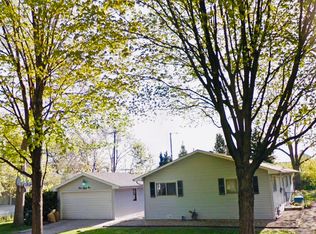 5S381 Scots Dr, Naperville, IL 60563