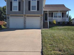 1017 Wiltshire Blvd, Raymore, MO 64083