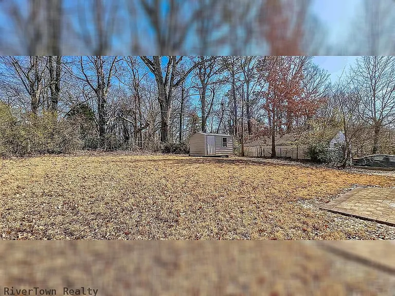 2644 Courtney Dr — Photo 19
