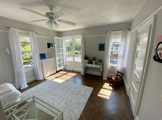 73 Circuit Rd #2, New Rochelle, NY 10805