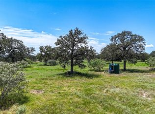 5 Zack Ln, Smithville, TX 78957