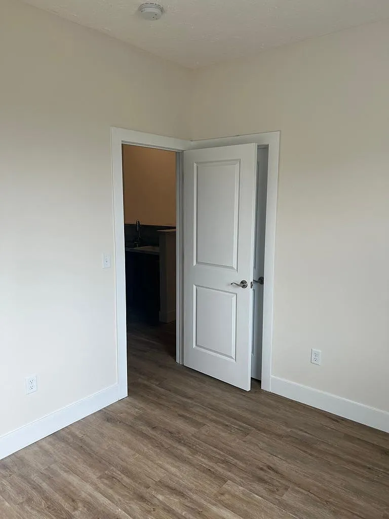 1 bed, 750 sqft, $1,295 — Photo 4