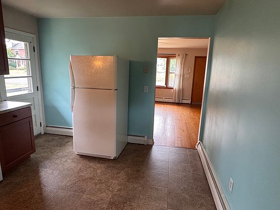 Kitchen 2/2