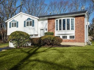 17 Adrian St, East Northport, NY 11731